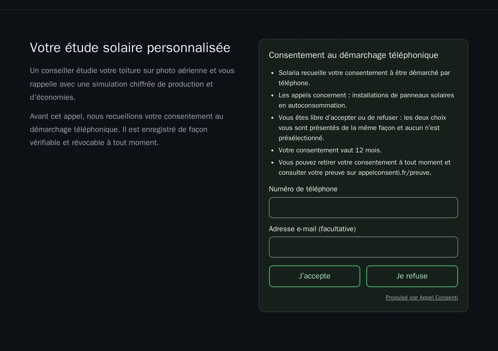Widget de consentement en thème sombre sur le site en mode sombre d'un installateur de panneaux solaires.